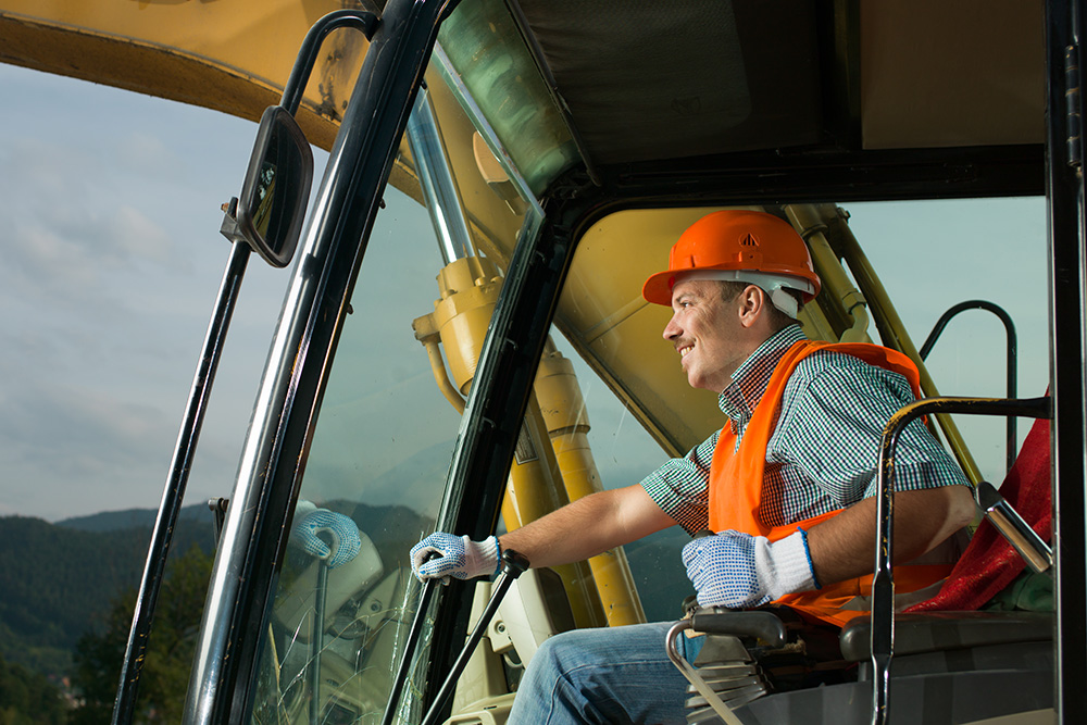 Heavy Equipment Operator Training Empowers Women in Construction Jobs -  Performance Training Solutions